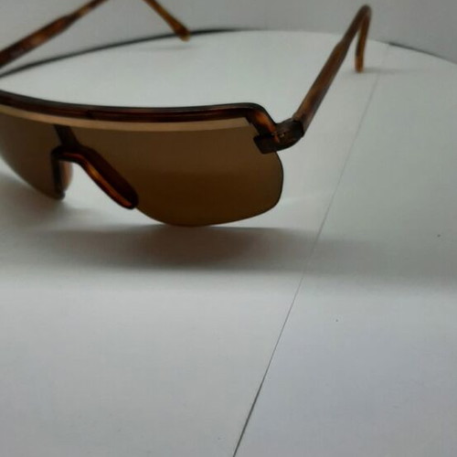 Sunglasses mask brown frame and lenses like new