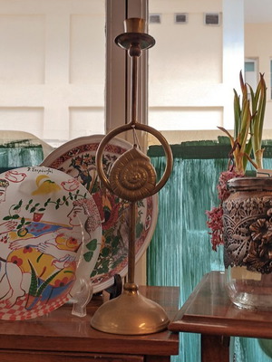 Vintage candle holder with hanging shell element used