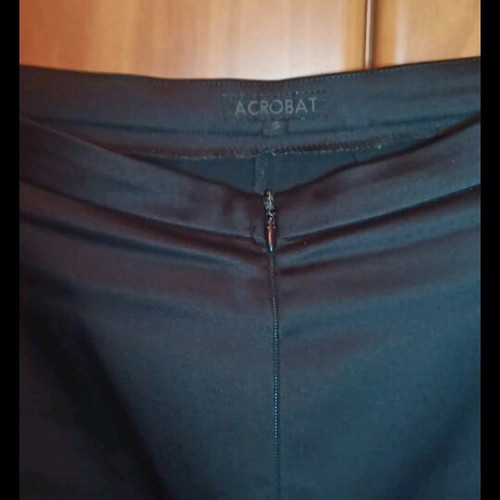 Acrobat pants, elastic, satin with a wonderful fit & Top blouse with a unique design FANTASTIC!