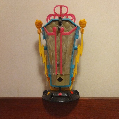 Monster High experiment chamber
