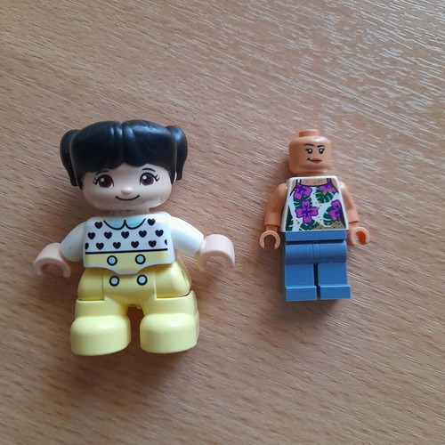 Lego figures Duplo girl and classic minifigure like new