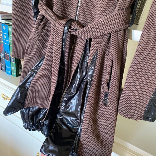Women's outerwear size S like new, black and brown