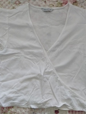 Calliope Crop Top white, like new, wrap style