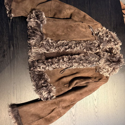 Shearling leather jacket like new, brown, warm and stylish