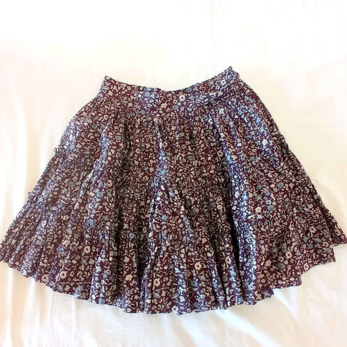 Floral skirt with large ruffles.