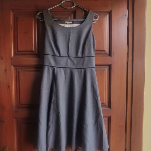 Gray office dress H&M medium, classic with jacquard fabric