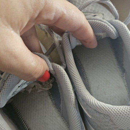 Nike athletic shoes unisex like new, gray, size 34