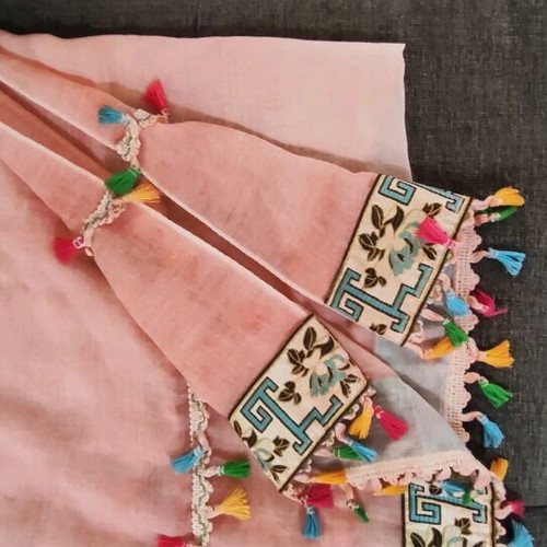 Pink scarf like new