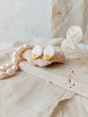 Polymer clay earrings like new, white and gold
