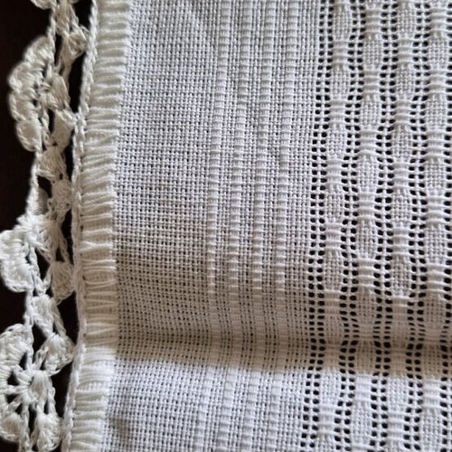 Vintage handmade linen tablecloth new with embroidered flowers