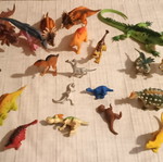 Set of 20 plastic dinosaur and reptile figures