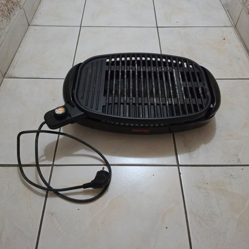 Grills used, set of 2, fully functional
