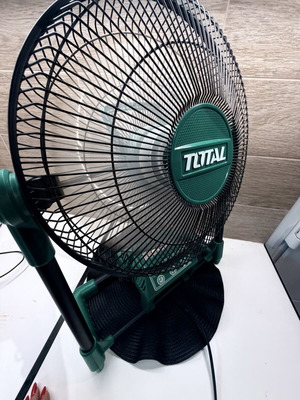 Total fan with dust on blades