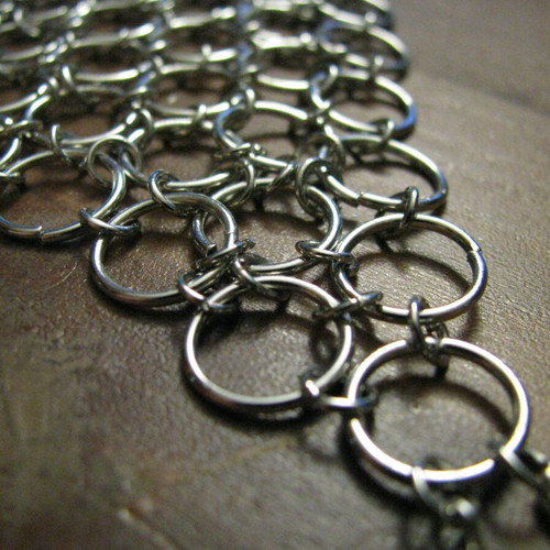 Punk Goth Chainmail glove bracelet new made of steel rings