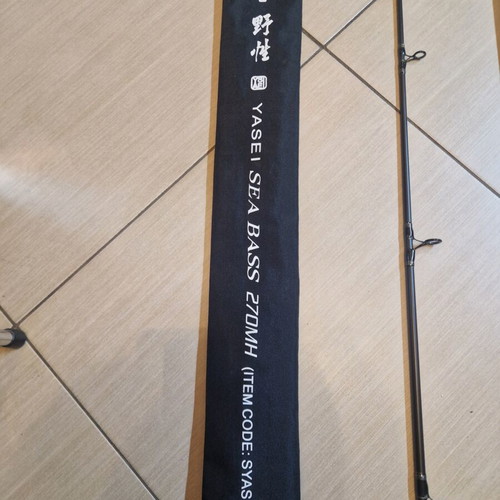 Shimano Yasei 270 Spinning Rod like new, casting weight 20-50