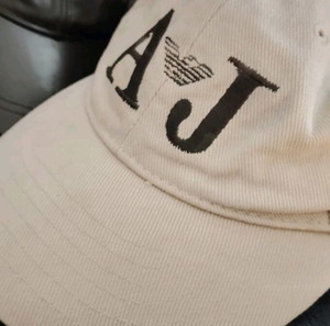 καπέλο jockey Armani Jeans