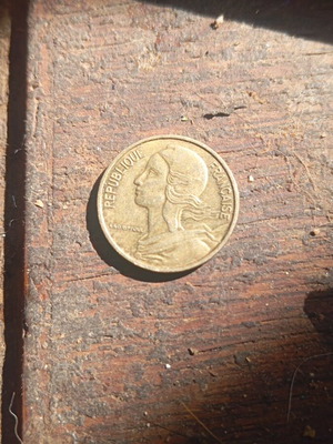 France 6 Centimes 1966 coin like new
