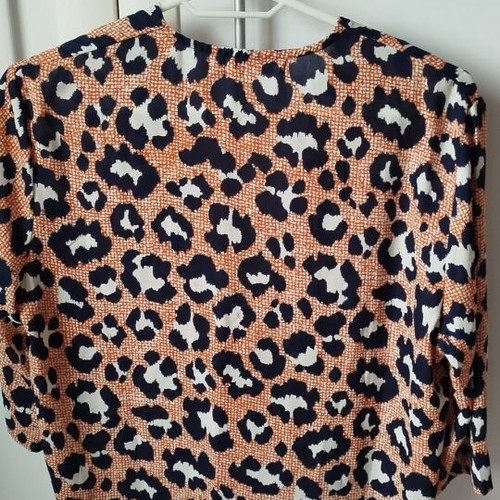 Women's blouse cruazé like new, size L, multicolor