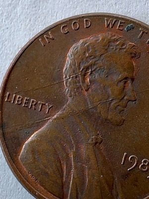 Lincoln cent 1983 used, mitre error