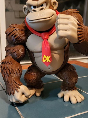 Donkey Kong figure like new, 20 cm height