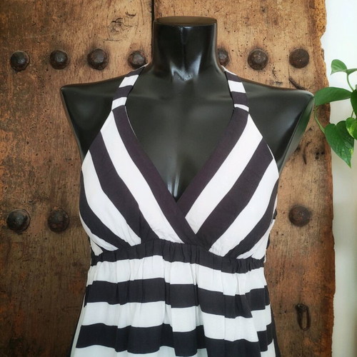 Maxi dress with striped halter like new, multicolored