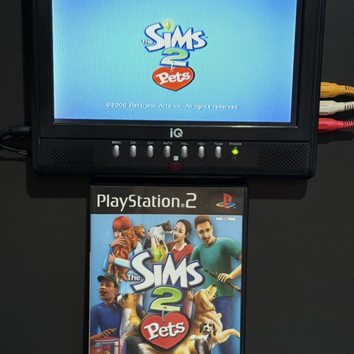 The Sims 2 Pets PlayStation 2 game used