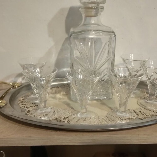 Liqueur set like new with six glasses, bottle and serving tray