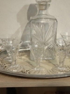 Liqueur set like new with six glasses, bottle and serving tray