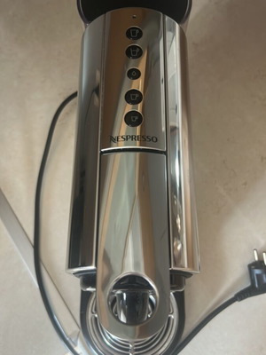Μηχανή καφέ Nespresso σαν καινούργιο