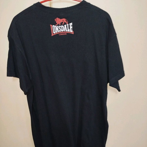 Gildan T-shirt large used, black