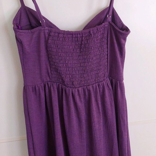 Purple dress with straps like new, size XS, Inside