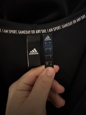 Adidas ελαφριά ζακέτα με κουκούλα και φερμουάρ Large σαν καινούργιο, μαύρο