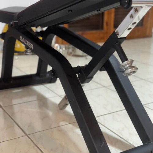 Adjustable bench F-1057 Salter like new