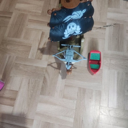 Pirate ship used with wheels