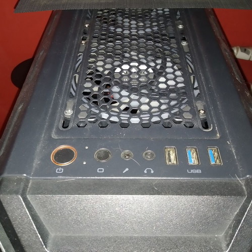 Cougar MX440-G RGB Case with 6 Alseye Halo 4.0 RGB Fans like new