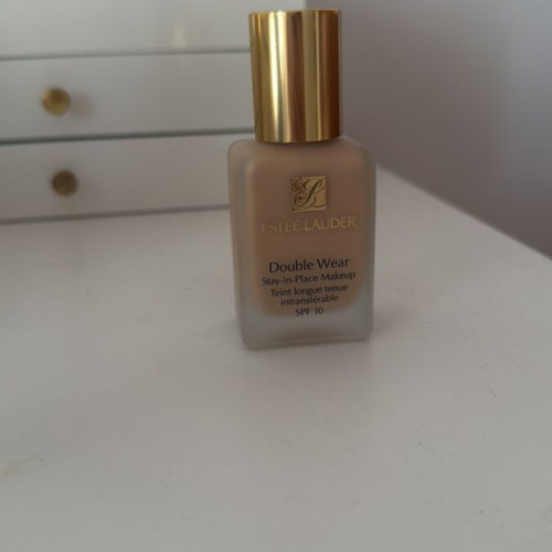 Estee Lauder Double Wear 2N1 new, unopened