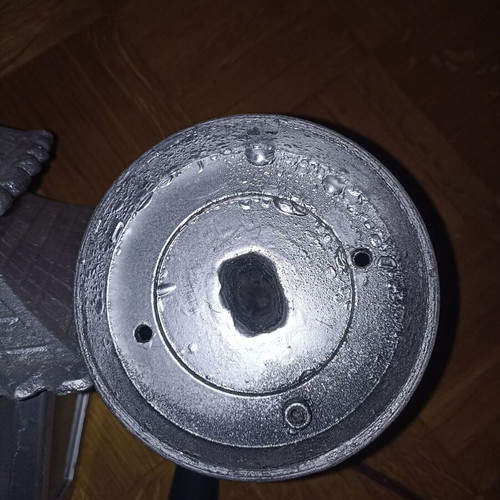 Outdoor lighting set used, includes sockets