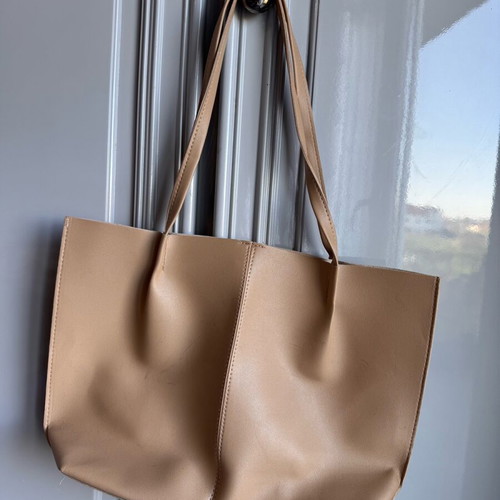 Beige shoulder bag leatherette with button like new