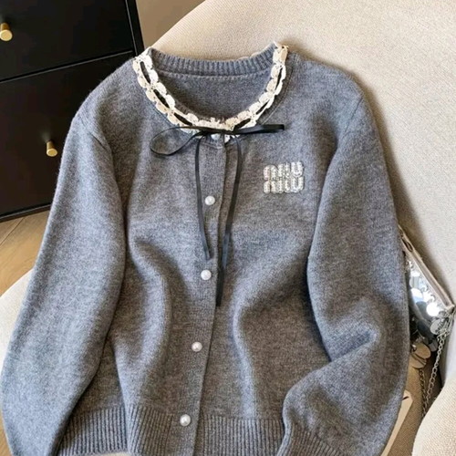 Women's knitted cardigan new, size small