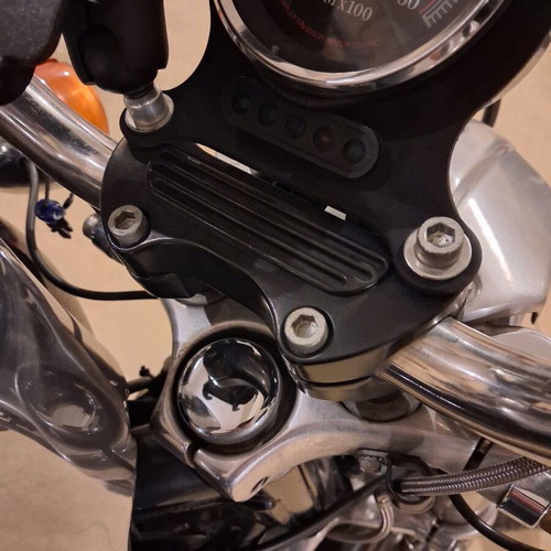 Harley Davidson Sportster 883 1995 used, 20,500 km, black