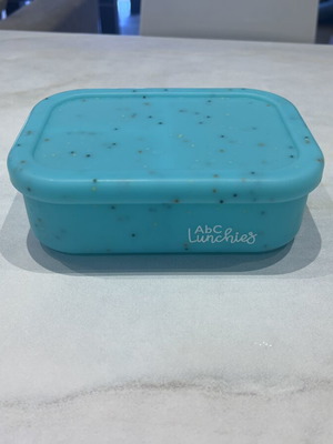 Abc Lunchies Silicone Lunch Box like new, blue