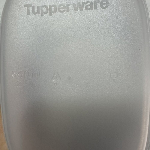Tupperware food container 540ml