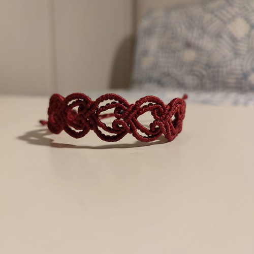 Macrame bracelet with heart shapes, new, dark red