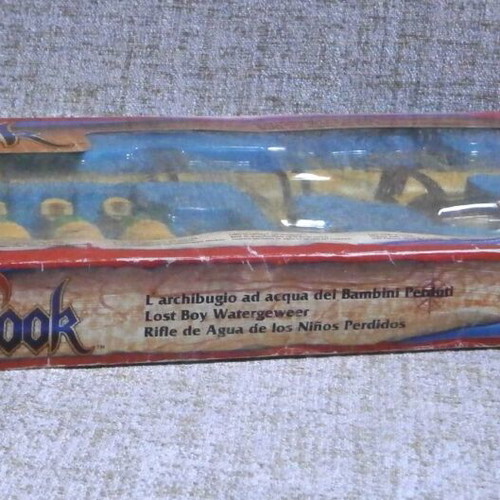 Hook Lost Boy Water Rifle Mattel 1991 new with box