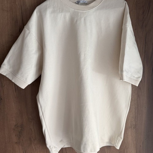 Zara unisex shirt like new, size M-L, cream