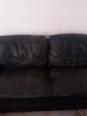 Two-seater leather sofa, medium condition