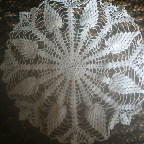 Handmade crocheted doily used, round 34×34 cm