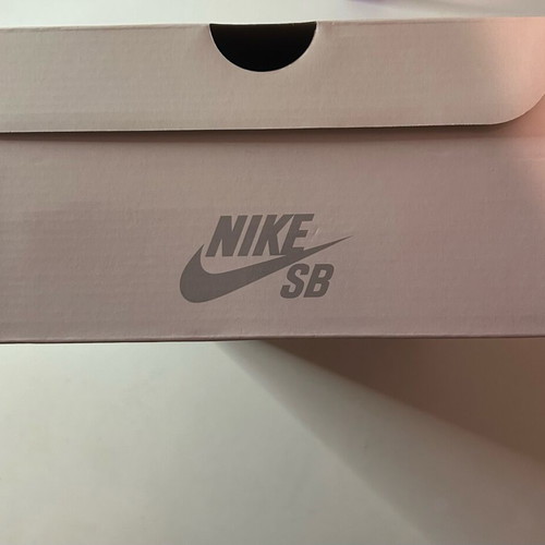 Nike x Supreme SB Dunk Low sneakers like new, size 44, white