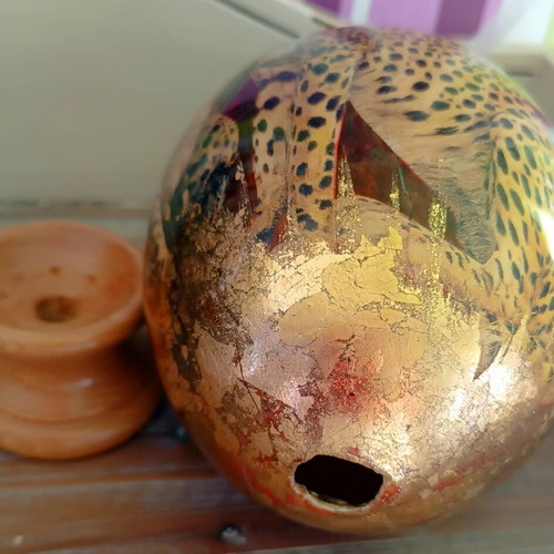 Ostrich Egg from South Africa like new with gold leaf and colorful details