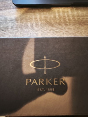 Κουτί αυθεντικό Parker σαν καινούργιο